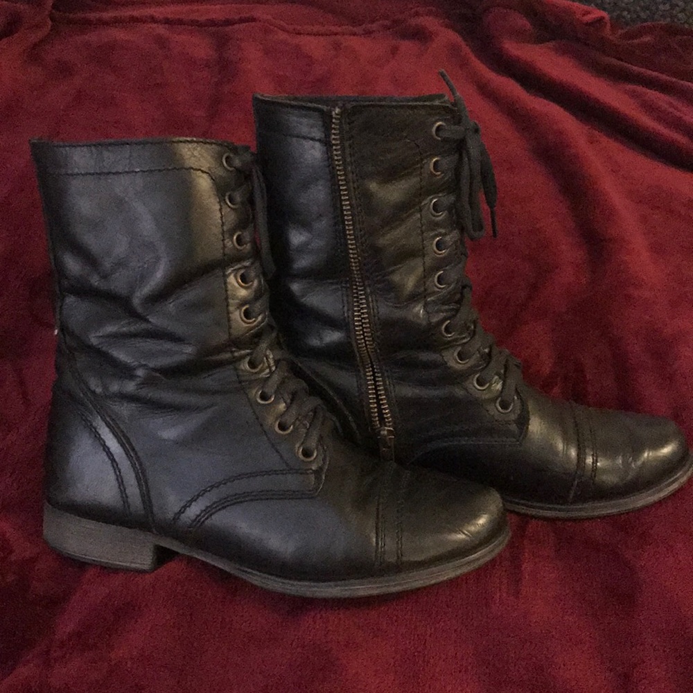 Black boot